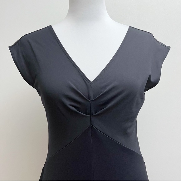 Patagonia Worn Wear Women’s Black V Neck Short Sleeve Mini Bandha Dress Small - Picture 3 of 7